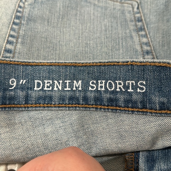 Madewell 9” denim distressed shorts size W28 - Picture 11 of 15